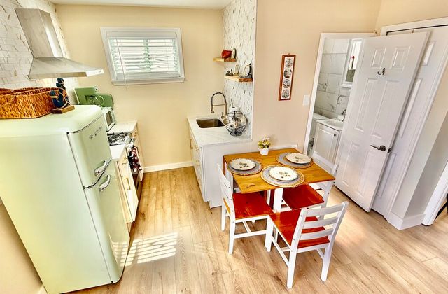Boardwalk Breeze | Suite 2 - photo 6