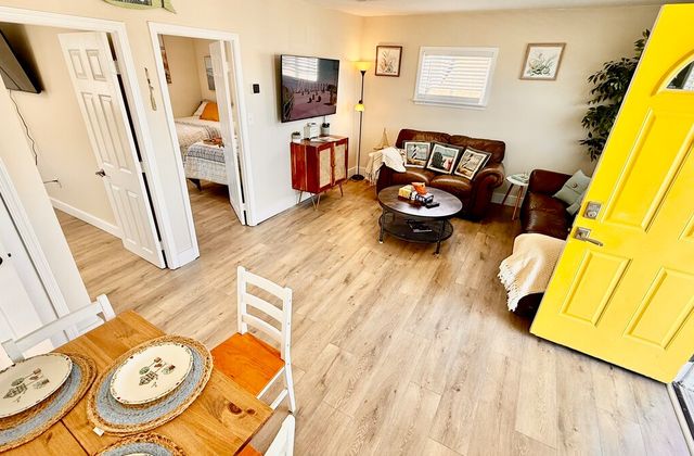 Boardwalk Breeze | Suite 2 - photo 10