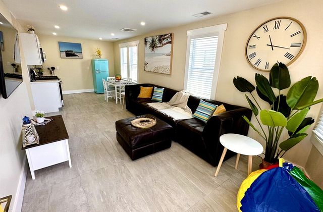 Magnolia Boardwalk Residences | Breeze Suite 2 - photo 4