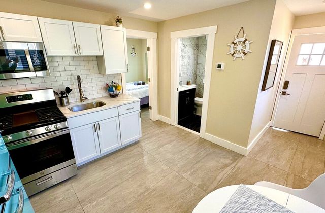Magnolia Boardwalk Residences | Sunrise Suite 3 - photo 4