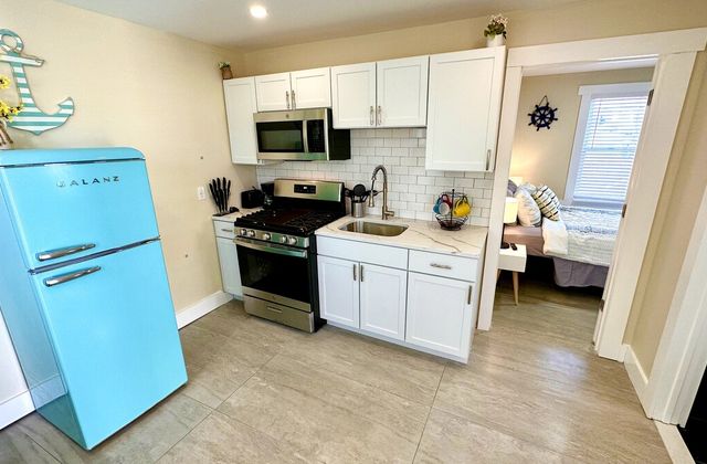 Magnolia Boardwalk Residences | Sunrise Suite 3 - photo 3