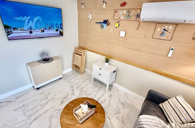 Oceanside Bungalow | Suite 1 - photo 5