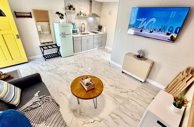 Oceanside Bungalow | Suite 1 - photo 3