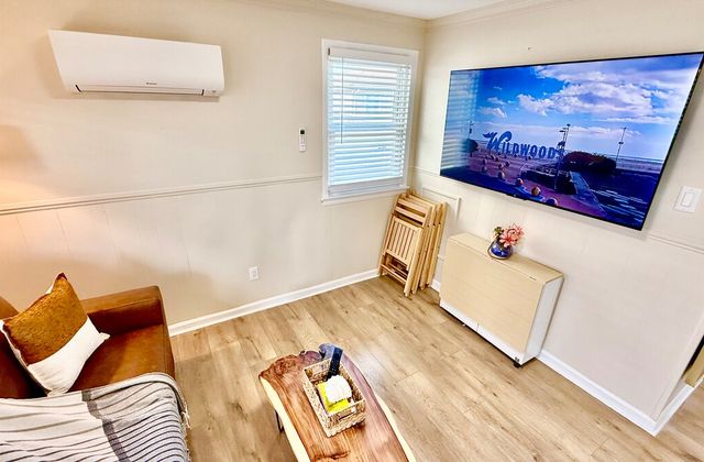 Oceanside Cove | Suite 4 - photo 10