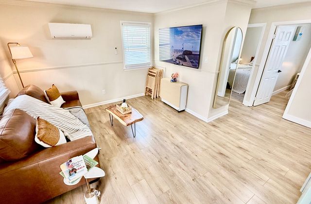 Oceanside Cove | Suite 4 - photo 2