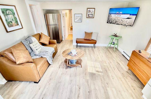 Red Fox Suites – The Arctic Fox Suite - photo 7
