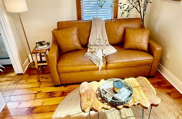 Red Fox Suites – The Fennec Fox Suite - photo 8