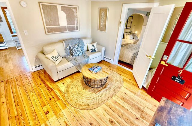 Red Fox Suites – The Gray Fox Suite - photo 5