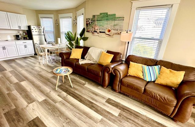 Taylor Shore House | Suite 1 - photo 3