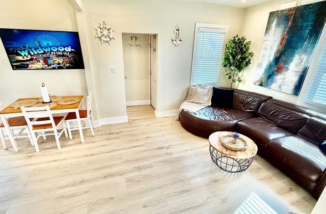 Taylor Shore House | Suite 2 - photo 9