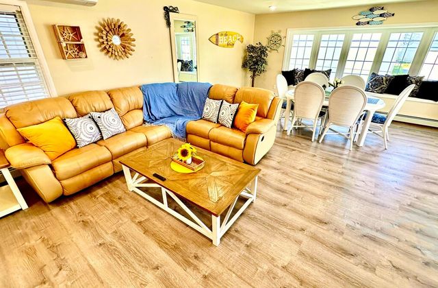 The Magnolia House | Ocean Suite - photo 6