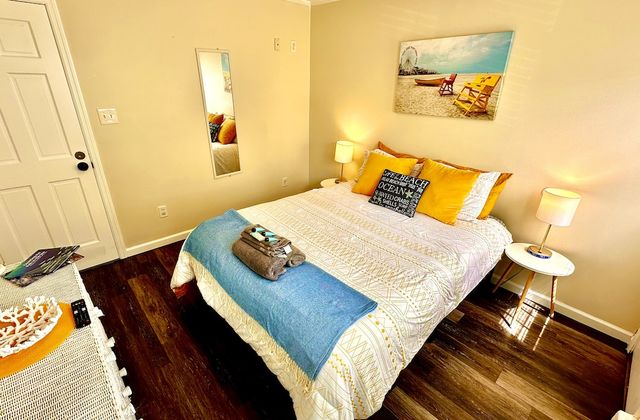 The Poplar House | Seabreeze Suite - photo 6