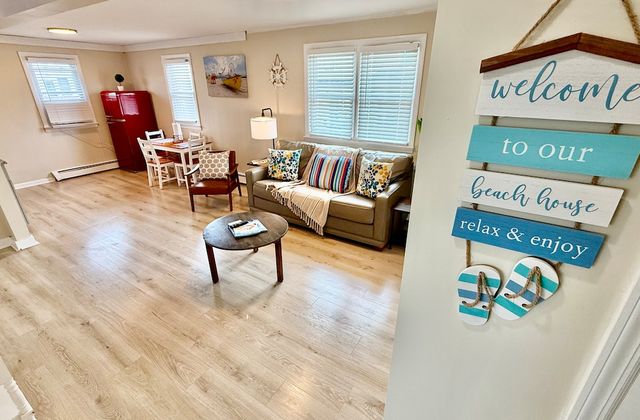 The Poplar House | Surfside Suite - photo 2