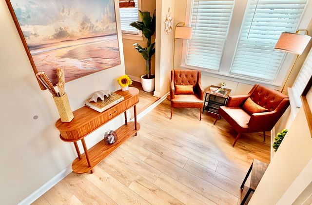The Shoreline Apartments | Ocean Suite 1 - photo 3