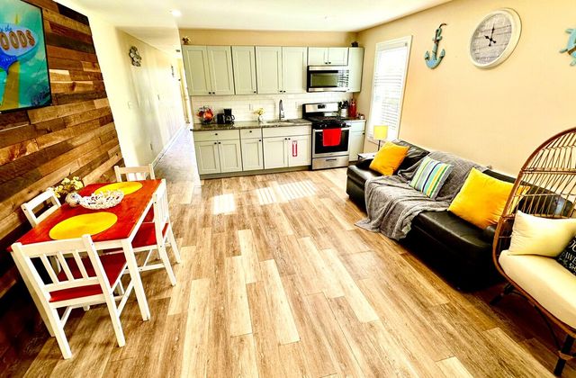 The Taylor House | Suite 1 – Sea Glass - photo 6