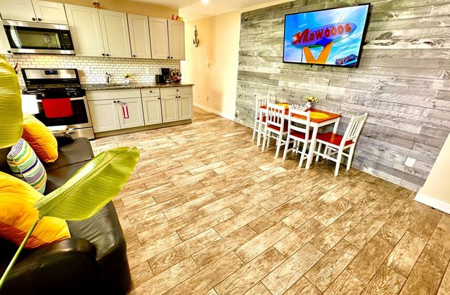 The Taylor House | Suite 2 – Atlantic - photo 4