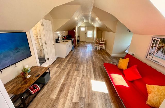 The Taylor Shore House | Sunset Deck - photo 4
